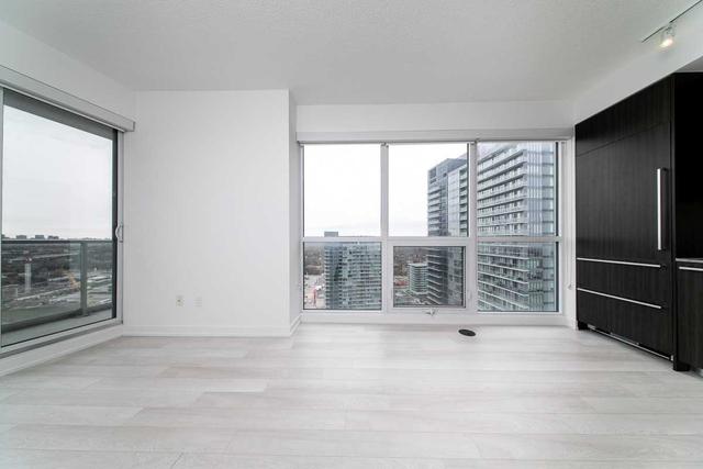 2303 - 115 Mcmahon Dr, Condo with 2 bedrooms, 2 bathrooms and 1 parking in Toronto ON | Image 4