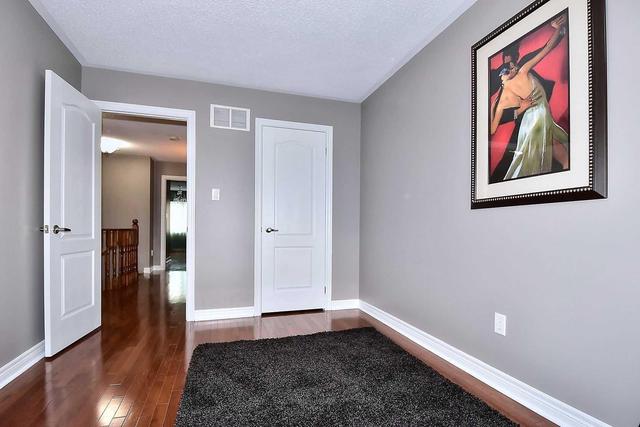 Unit 4 - 700 Summeridge Dr, House attached with 3 bedrooms, 4 bathrooms and 1 parking in Vaughan ON | Image 11