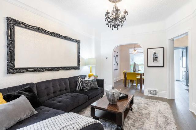 312 Riverdale Ave, House semidetached with 3 bedrooms, 2 bathrooms and 1 parking in Toronto ON | Image 35