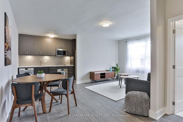 21 - 464 Spadina Rd, Condo with 3 bedrooms, 1 bathrooms and 1 parking in Toronto ON | Image 1
