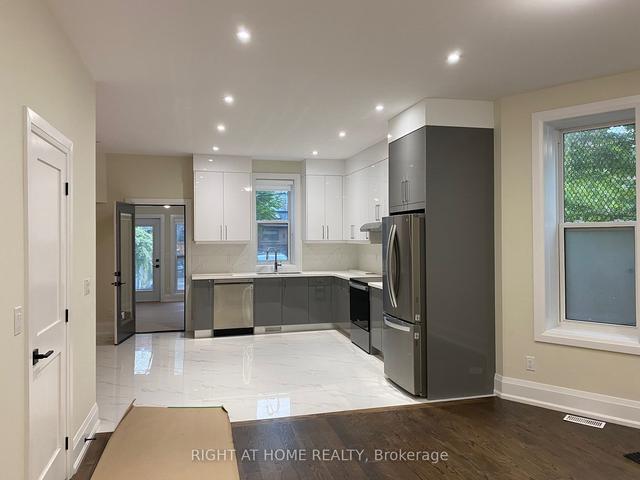 1st+bsm - 88 Brunswick Ave S, House other with 4 bedrooms, 2 bathrooms and 2 parking in Toronto ON | Image 9