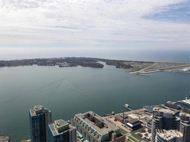 Sph201 - 88 Harbour St, Condo with 2 bedrooms, 3 bathrooms and 1 parking in Toronto ON | Image 15