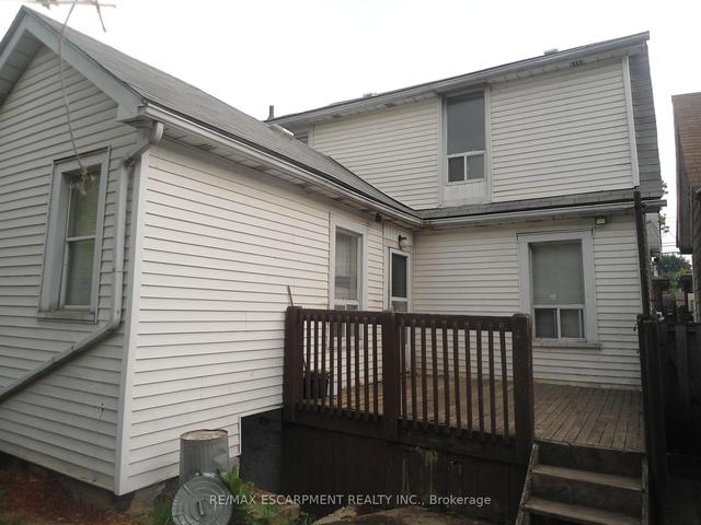 495 Ferguson Ave N, House detached with 3 bedrooms, 3 bathrooms and 0 parking in Hamilton ON | Image 6
