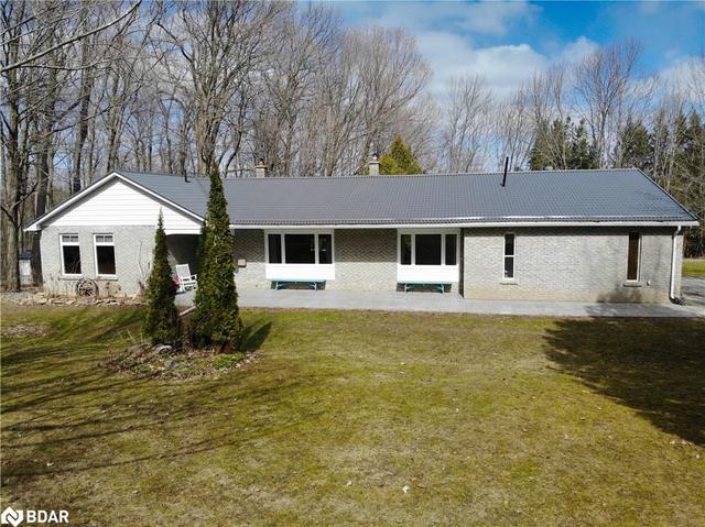 1083 15 Line N, House detached with 5 bedrooms, 4 bathrooms and 9 parking in Oro Medonte ON | Image 1