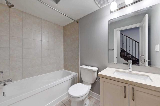 2150 Bayview Ave, Townhouse with 3 bedrooms, 3 bathrooms and 2 parking in Toronto ON | Image 14