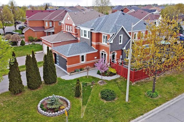 84 Quince Cres, House detached with 4 bedrooms, 4 bathrooms and 6 parking in Markham ON | Image 34