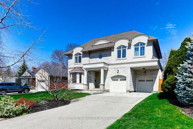 42 Hilldowntree Rd, House detached with 4 bedrooms, 5 bathrooms and 2 parking in Toronto ON | Image 12