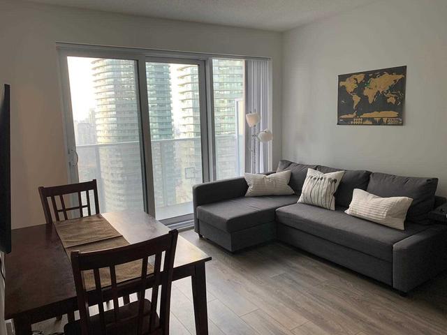 4301 - 100 Harbour St, Condo with 1 bedrooms, 1 bathrooms and 0 parking in Toronto ON | Image 15