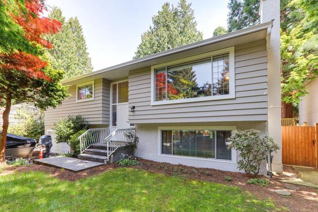 1814 127a Street, House detached with 4 bedrooms, 3 bathrooms and 3 parking in Surrey BC | Image 1