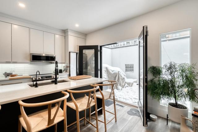 1252 10 Street Sw, Home with 2 bedrooms, 1 bathrooms and 2 parking in Calgary AB | Image 16