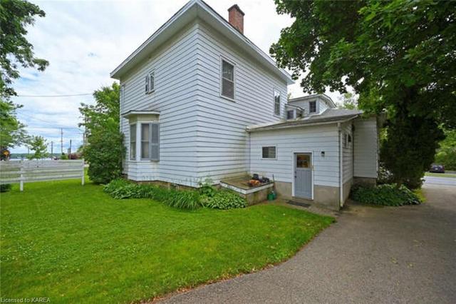 236 King Street E, House detached with 5 bedrooms, 2 bathrooms and 7 parking in Brockville ON | Image 26
