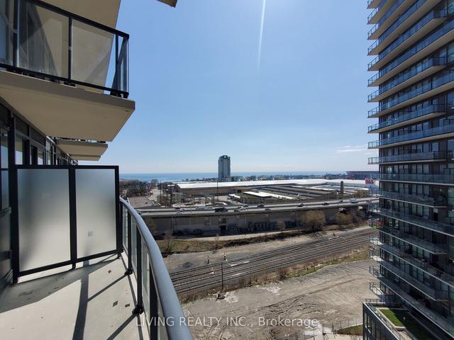 1207 - 49 East Liberty St, Condo with 2 bedrooms, 1 bathrooms and 1 parking in Toronto ON | Image 4