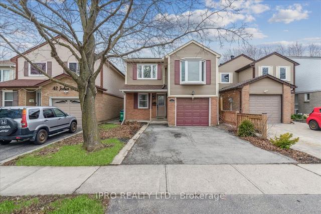 44 Joshua Crt, House detached with 3 bedrooms, 2 bathrooms and 3 parking in Brampton ON | Image 1