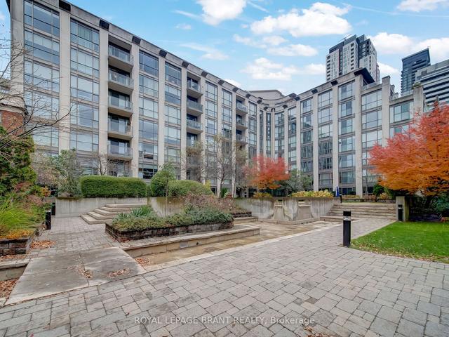 218 - 18 Beverley St, Condo with 1 bedrooms, 1 bathrooms and 1 parking in Toronto ON | Image 15