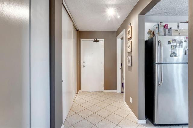 9 - 1607 26 Avenue Sw, Condo with 2 bedrooms, 1 bathrooms and 1 parking in Calgary AB | Image 2