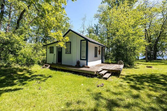 59 Lakeshore Rd, House detached with 2 bedrooms, 1 bathrooms and 4 parking in Hiawatha First Nation ON | Image 13