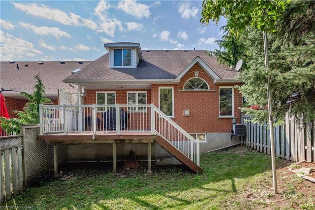 2 Terraview Crescent, House attached with 4 bedrooms, 3 bathrooms and 4 parking in Guelph ON | Image 39