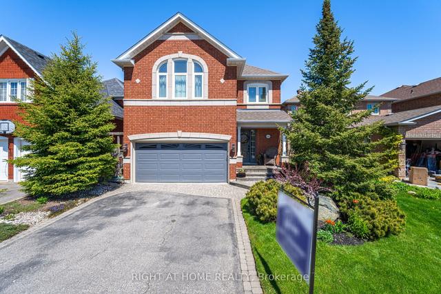 6027 Maple Gate Circ E, House detached with 3 bedrooms, 4 bathrooms and 4 parking in Mississauga ON | Image 1