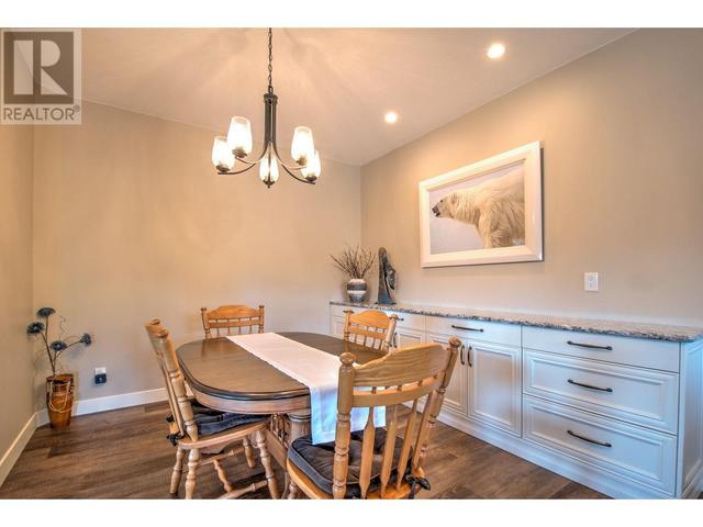 186 - 9510 97 Highway N, House other with 3 bedrooms, 2 bathrooms and 10 parking in Okanagan (Part) 1 BC | Image 17