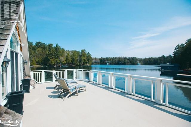 1027 Chown Road, House detached with 3 bedrooms, 2 bathrooms and 9 parking in Muskoka Lakes ON | Image 9
