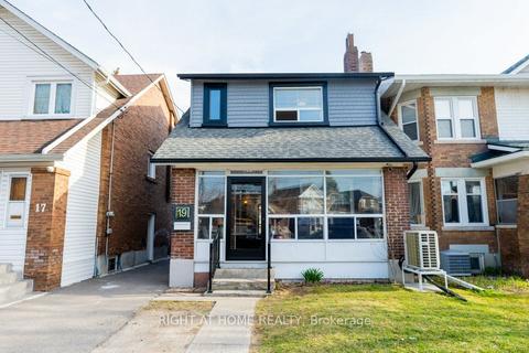 19 Bartonville Ave W, House detached with 3 bedrooms, 2 bathrooms and 1 parking in Toronto ON | Card Image