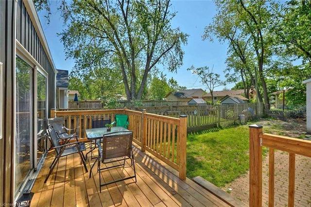36 Alexandra Blvd, House detached with 3 bedrooms, 2 bathrooms and 4 parking in St. Catharines ON | Image 9