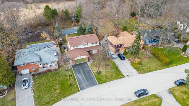 209 Grove Park Dr, House detached with 4 bedrooms, 4 bathrooms and 6 parking in Burlington ON | Image 21