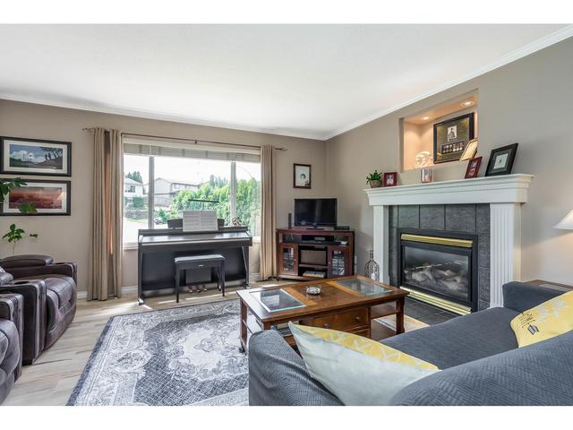 35118 Morgan Way, House other with 4 bedrooms, 2 bathrooms and 7 parking in Abbotsford BC | Image 9