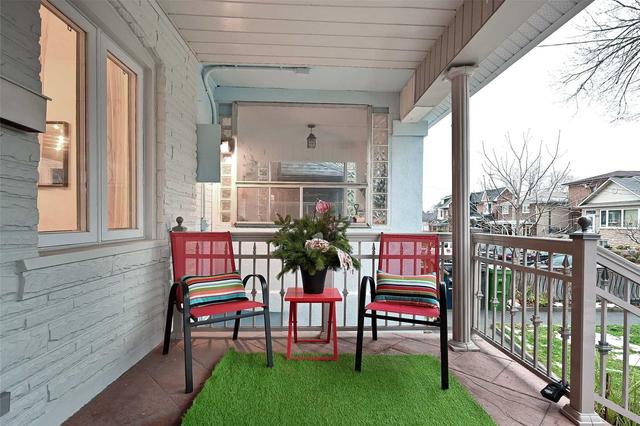 211 Rosemount Ave, House semidetached with 3 bedrooms, 2 bathrooms and 1 parking in Toronto ON | Image 34