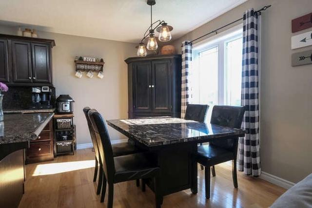 4 Rosewood Dr, House detached with 3 bedrooms, 2 bathrooms and 5 parking in Quinte West ON | Image 5