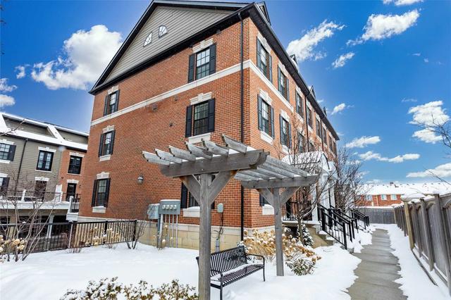 13 - 10060 Keele St, Townhouse with 3 bedrooms, 3 bathrooms and 2 parking in Vaughan ON | Image 9