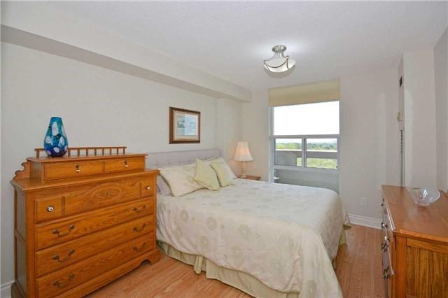 801 - 50 Inverlochy Blvd, Condo with 3 bedrooms, 2 bathrooms and 1 parking in Markham ON | Image 14