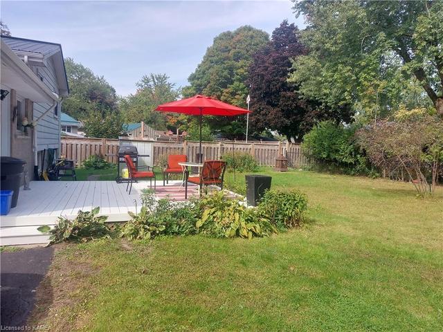 1329 Peden Blvd Boulevard, House detached with 3 bedrooms, 1 bathrooms and 3 parking in Brockville ON | Image 12