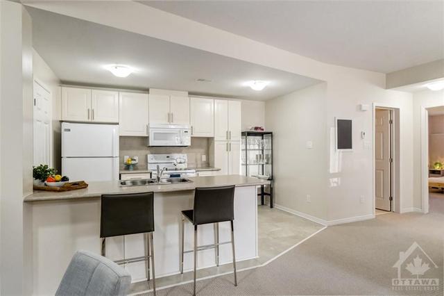 70 Sternes Private, Condo with 2 bedrooms, 2 bathrooms and 1 parking in Ottawa ON | Image 12