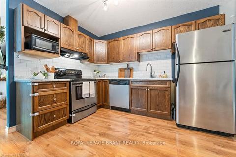 204-111 Grey St, Brantford, ON, N3S4V8 | Card Image