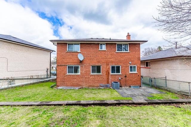18 Munford Cres, House detached with 4 bedrooms, 2 bathrooms and 2 parking in Toronto ON | Image 19