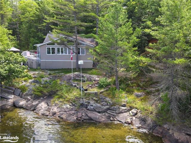 236 Island 820 / Mermaid Island, House detached with 3 bedrooms, 2 bathrooms and null parking in Georgian Bay ON | Image 9