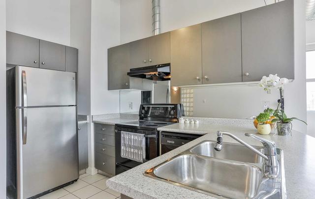 709 - 700 King St W, Condo with 2 bedrooms, 2 bathrooms and 1 parking in Toronto ON | Image 28