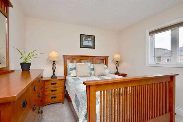 3038 Emperor Dr, House detached with 3 bedrooms, 3 bathrooms and 4 parking in Orillia ON | Image 24