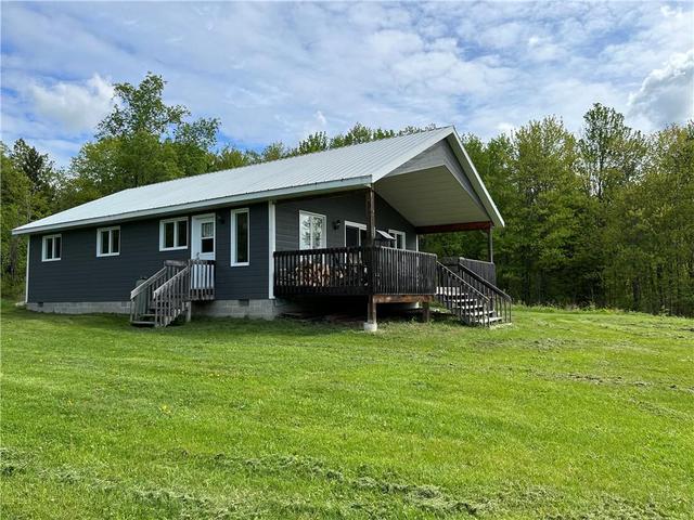 1408 Summers Road, House detached with 3 bedrooms, 0 bathrooms and 20 parking in Petawawa ON | Image 18