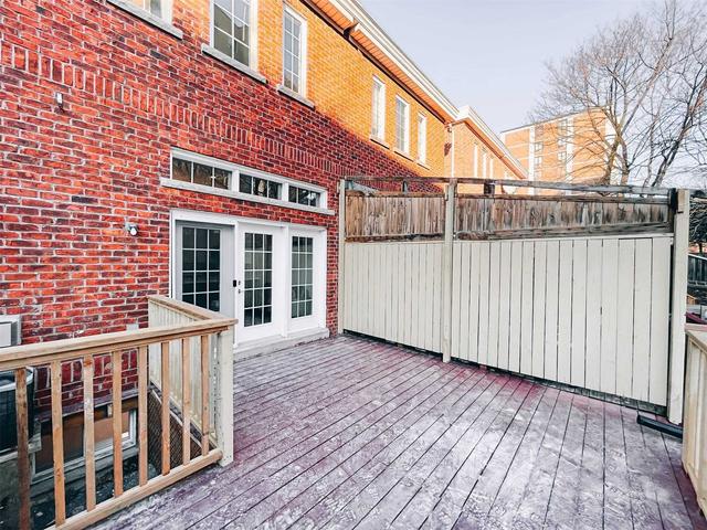 61 Halsey Ave, House semidetached with 3 bedrooms, 4 bathrooms and 4 parking in Toronto ON | Image 32