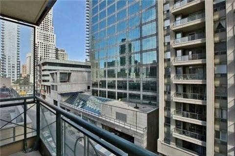 706 - 35 Hayden St, Condo with 1 bedrooms, 1 bathrooms and null parking in Toronto ON | Image 2