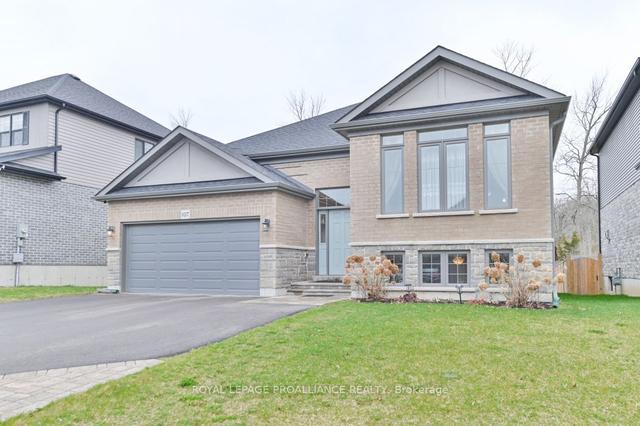 107 Ledgerock Crt, House detached with 3 bedrooms, 3 bathrooms and 8 parking in Quinte West ON | Image 12