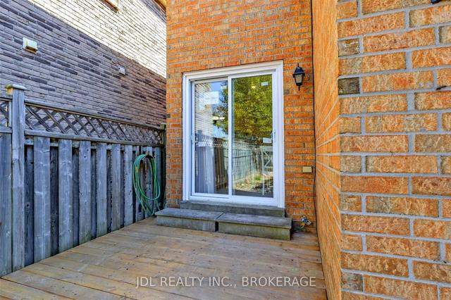 70 Brickstone Circ, House detached with 4 bedrooms, 4 bathrooms and 4 parking in Vaughan ON | Image 31