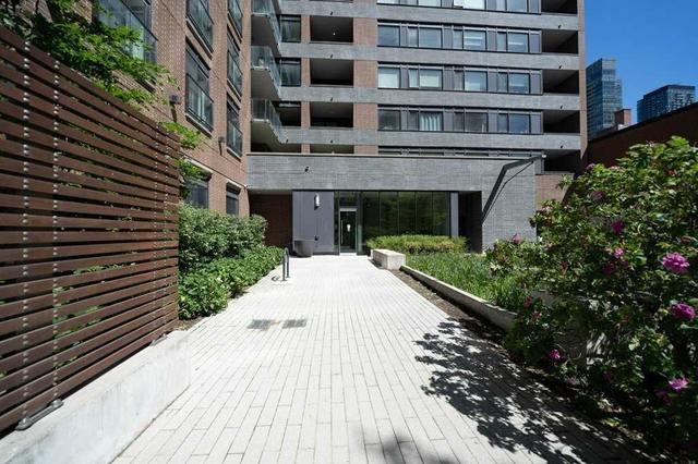 506 - 400 Wellington St W, Condo with 2 bedrooms, 2 bathrooms and 1 parking in Toronto ON | Image 21
