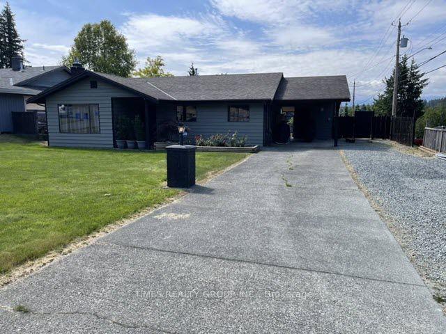493 Summit Cres, House detached with 3 bedrooms, 2 bathrooms and 3 parking in Campbell River BC | Image 1