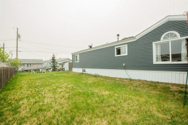 10605 98a Street, House detached with 3 bedrooms, 2 bathrooms and 4 parking in Grande Prairie County No. 1 AB | Image 20