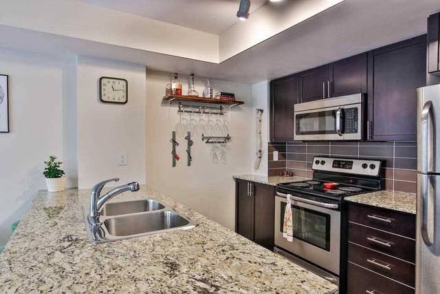 117 - 14 Foundry Ave, Townhouse with 2 bedrooms, 2 bathrooms and 1 parking in Toronto ON | Image 8