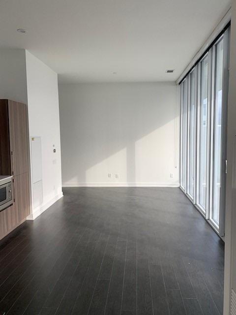 4212 - 19 Bathurst St, Condo with 2 bedrooms, 2 bathrooms and 0 parking in Toronto ON | Image 3