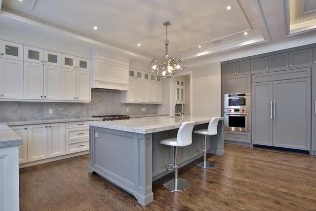 365 Hillcrest Ave, House detached with 4 bedrooms, 7 bathrooms and 6 parking in Toronto ON | Image 3